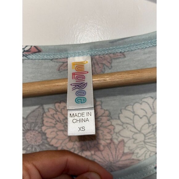 NWT LuLaRoe Cute Pastel Blue Floral Print Short-Sleeve Tunic Top Women's Size XS - Picture 4 of 9